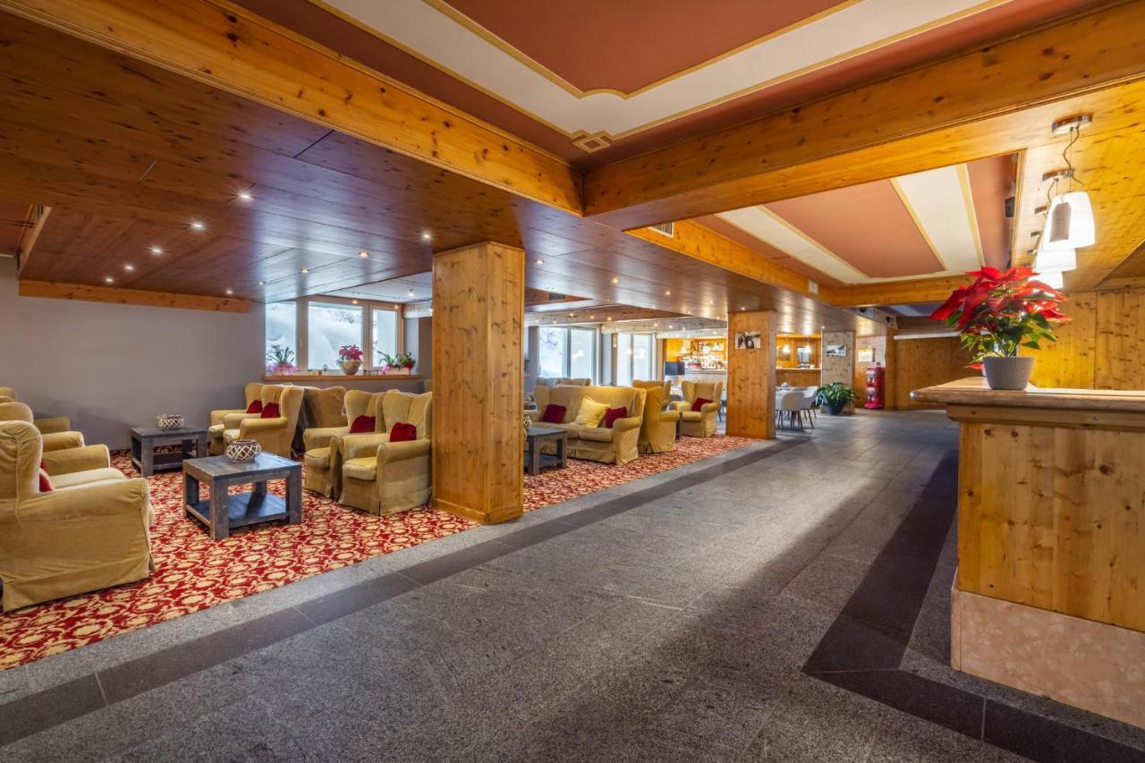 Hotel Piandineve Passo del Tonale Exterior photo