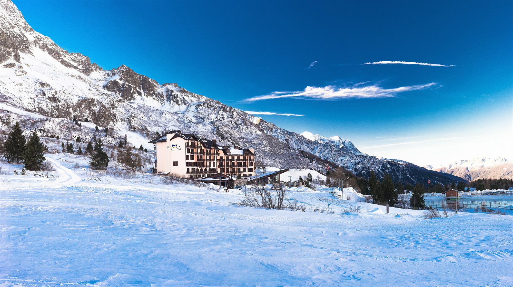 Hotel Piandineve Passo del Tonale Exterior photo